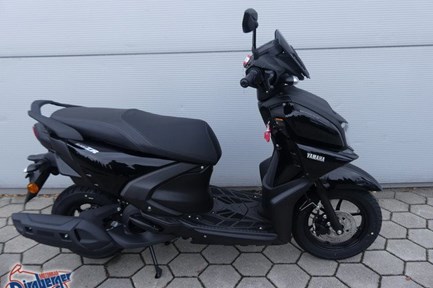 Yamaha RayZR