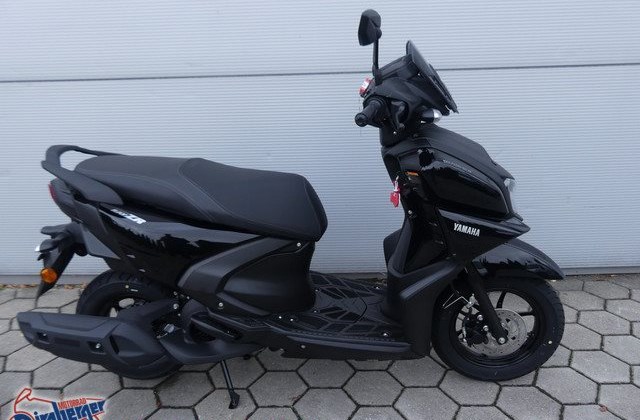 Yamaha RayZR