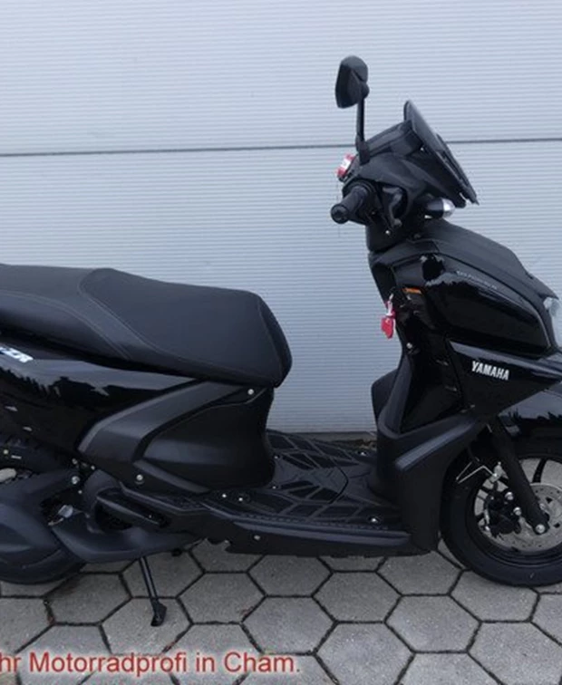 Yamaha RayZR