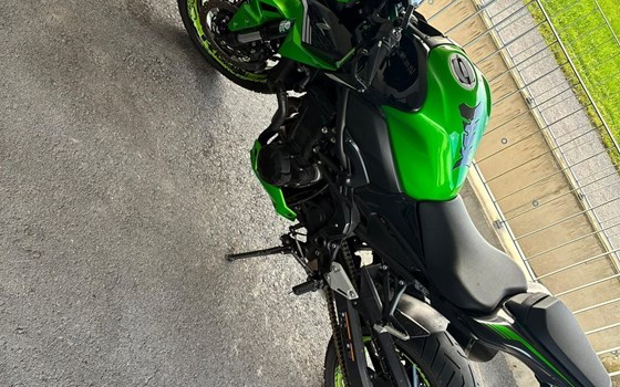 Gebrauchtmotorrad Kawasaki Z900 - Bild 4 Gebrauchtmotorrad Kawasaki Z900 - Bild 4