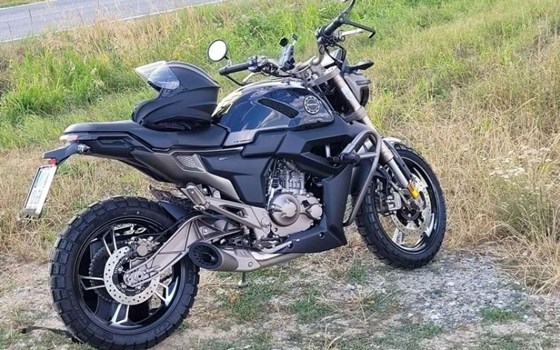 Gebrauchtmotorrad Zontes 125 G1 - Bild 3 Gebrauchtmotorrad Zontes 125 G1 - Bild 3