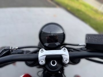 Gebrauchtmotorrad Triumph Trident 660 - Bild 15