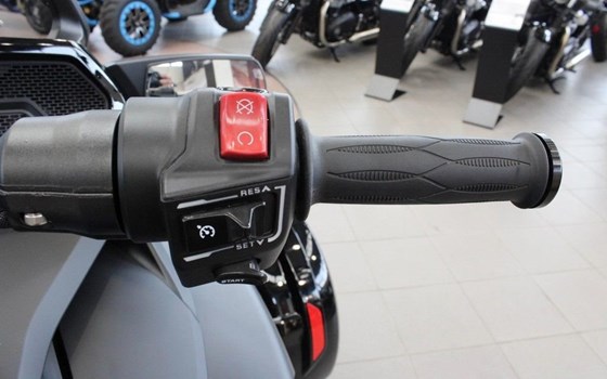 Gebrauchtmotorrad Can-Am Spyder F3 Limited - Bild 13