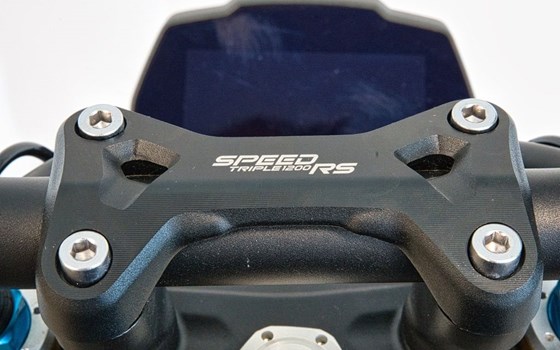 Gebrauchtmotorrad Triumph Speed Triple 1200 RS - Bild 12