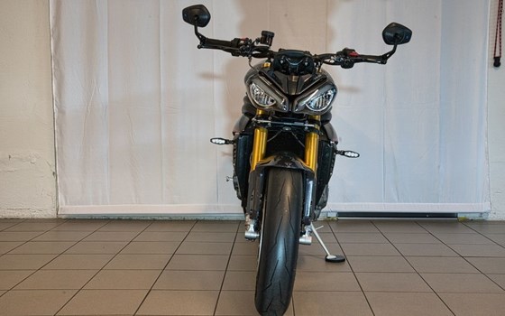 Gebrauchtmotorrad Triumph Speed Triple 1200 RS - Bild 6