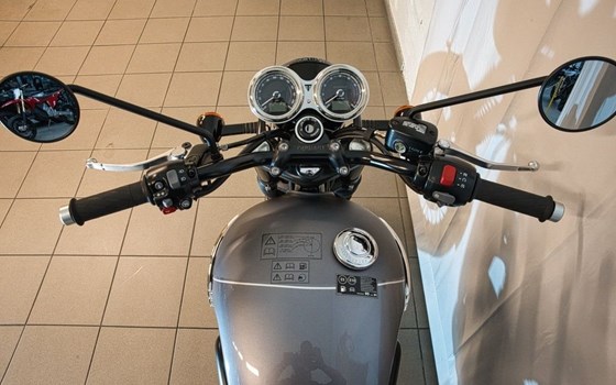 Gebrauchtmotorrad Triumph Bonneville T120 Black - Bild 10