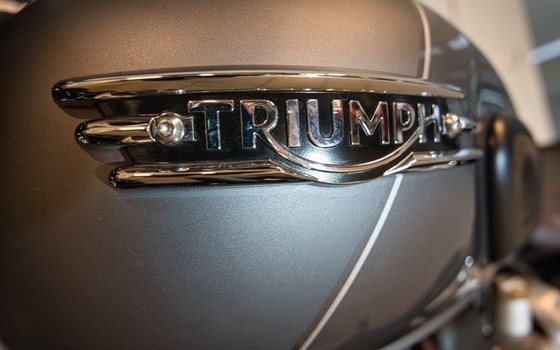 Gebrauchtmotorrad Triumph Bonneville T120 Black - Bild 16
