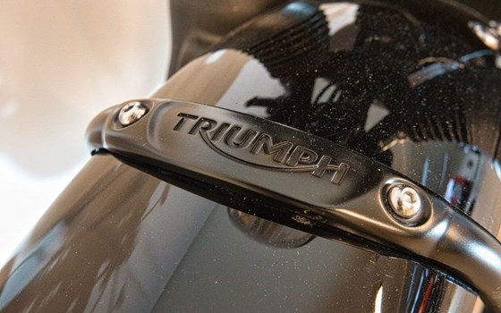 Gebrauchtmotorrad Triumph Bonneville T120 Black - Bild 21