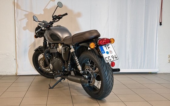 Gebrauchtmotorrad Triumph Bonneville T120 Black - Bild 8