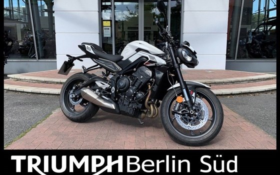 Gebrauchtmotorrad Triumph Street Triple R - Bild 1