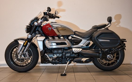 Gebrauchtmotorrad Triumph ROCKET 3 GT CHROME EDITION - Bild 3