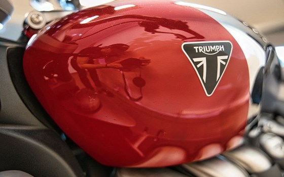 Gebrauchtmotorrad Triumph ROCKET 3 GT CHROME EDITION - Bild 7