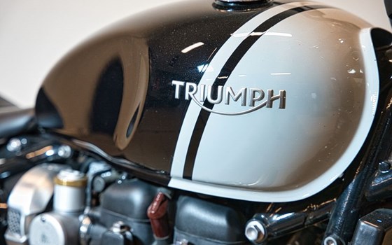 Gebrauchtmotorrad Triumph Bonneville Bobber - Bild 17