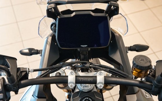 Gebrauchtmotorrad Triumph Tiger 900 Rally Pro - Bild 11