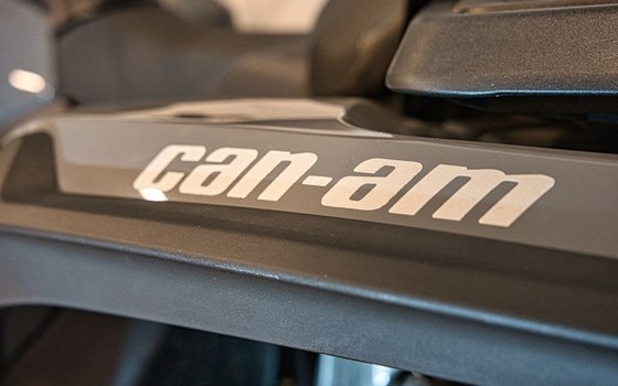 Neufahrzeug Can-Am Outlander Max DPS 1000T - Bild 7