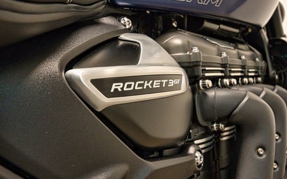 Gebrauchtmotorrad Triumph Rocket 3 Storm GT - Bild 18