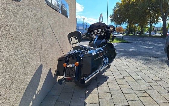 Gebrauchtmotorrad Harley-Davidson Street Glide FLHX - Bild 5 Gebrauchtmotorrad Harley-Davidson Street Glide FLHX - Bild 5