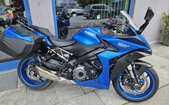 Gebrauchtmotorrad Suzuki GSX-S1000GT - Bild 2 Gebrauchtmotorrad Suzuki GSX-S1000GT - Bild 2