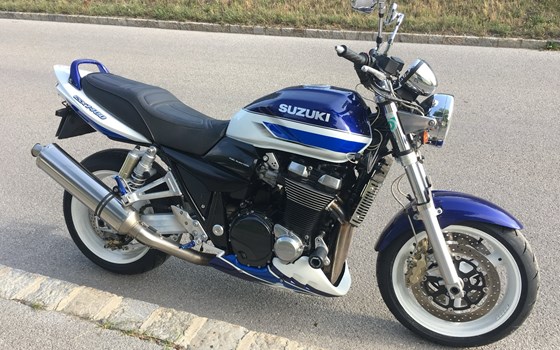 Gebrauchtmotorrad Suzuki GSX 1400 - Bild 1 Gebrauchtmotorrad Suzuki GSX 1400 - Bild 1