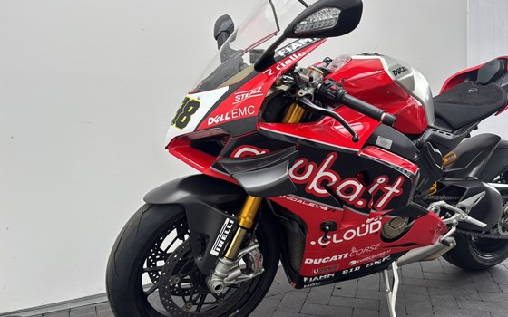 Gebrauchtmotorrad Ducati Panigale V4 R - Bild 2