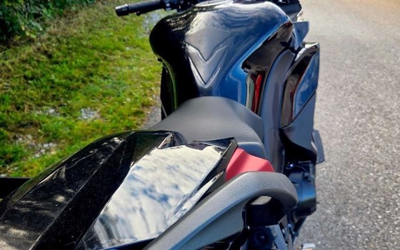Gebrauchtmotorrad Kawasaki Ninja 1000SX - Bild 2 Gebrauchtmotorrad Kawasaki Ninja 1000SX - Bild 2