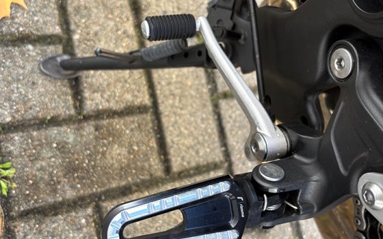 Gebrauchtmotorrad Kawasaki Z900 RS Cafe - Bild 13