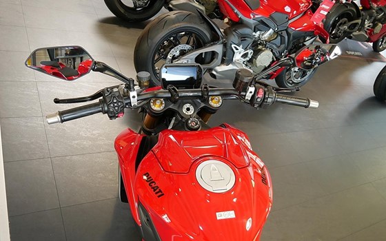 Neufahrzeug Ducati Streetfighter V2 S - Bild 8