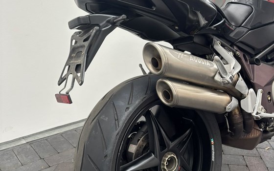 Gebrauchtmotorrad MV Agusta Brutale 989 R - Bild 3