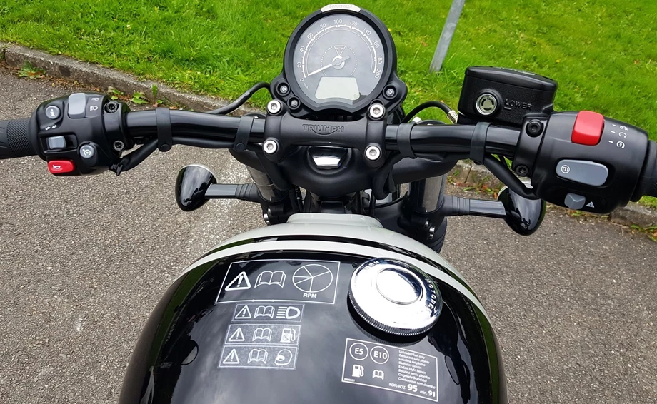 Angebot Triumph Bonneville Bobber Bild 3: Angebot Triumph Bonneville Bobber