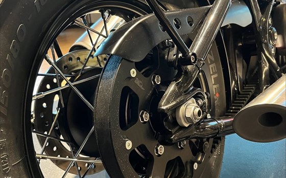 Neufahrzeug Triumph Bonneville Bobber - Bild 12