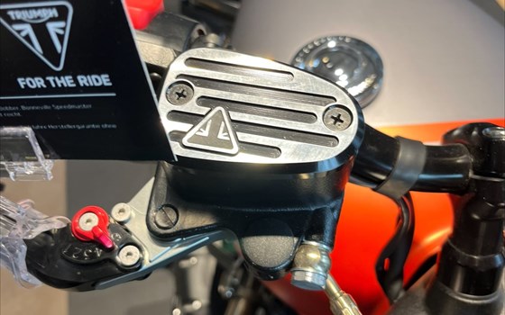 Neufahrzeug Triumph Bonneville Bobber - Bild 13