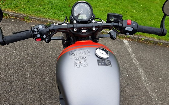 Neufahrzeug Triumph Bonneville Bobber - Bild 4