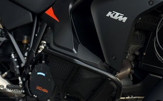 Gebrauchtmotorrad KTM 1290 Super Adventure S - Bild 4 Gebrauchtmotorrad KTM 1290 Super Adventure S - Bild 4