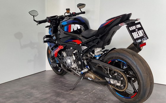 Gebrauchtmotorrad BMW M 1000 R - Bild 2 Gebrauchtmotorrad BMW M 1000 R - Bild 2