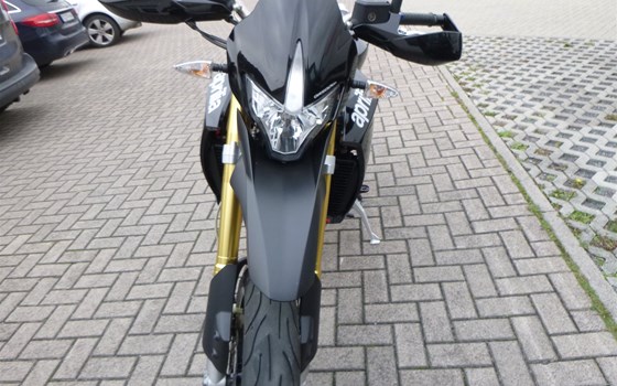 Gebrauchtmotorrad Aprilia Dorsoduro 750 - Bild 7