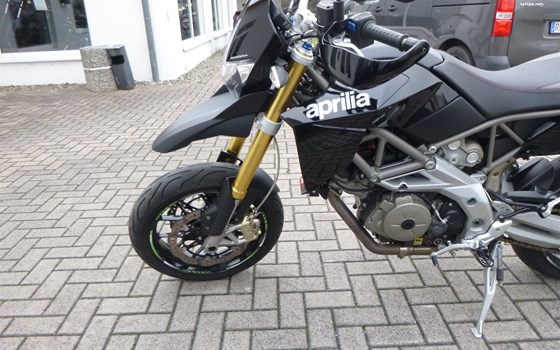 Gebrauchtmotorrad Aprilia Dorsoduro 750 - Bild 8