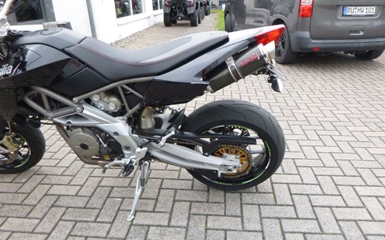 Gebrauchtmotorrad Aprilia Dorsoduro 750 - Bild 9