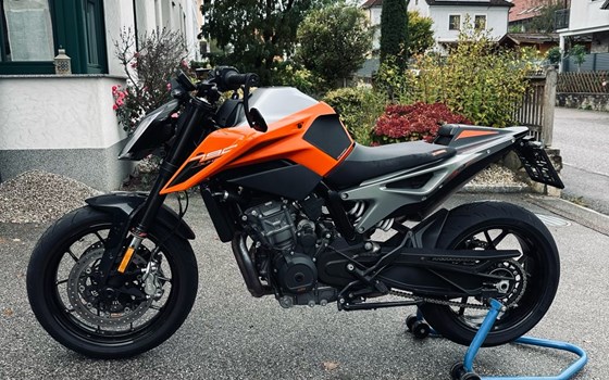 Gebrauchtmotorrad KTM 790 Duke L - Bild 7 Gebrauchtmotorrad KTM 790 Duke L - Bild 7
