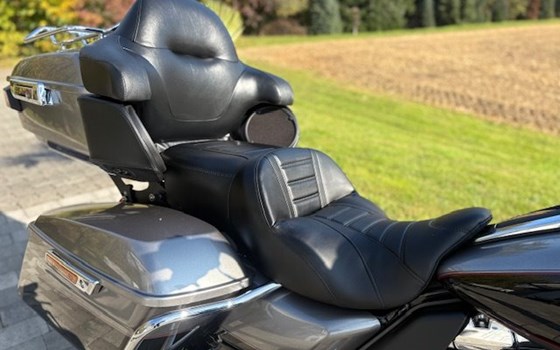 Gebrauchtmotorrad Harley-Davidson Road Glide Ultra - Bild 6 Gebrauchtmotorrad Harley-Davidson Road Glide Ultra - Bild 6