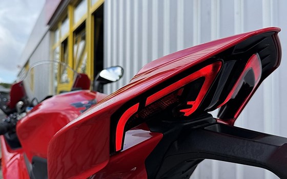 Gebrauchtmotorrad Ducati Panigale V4 S - Bild 8