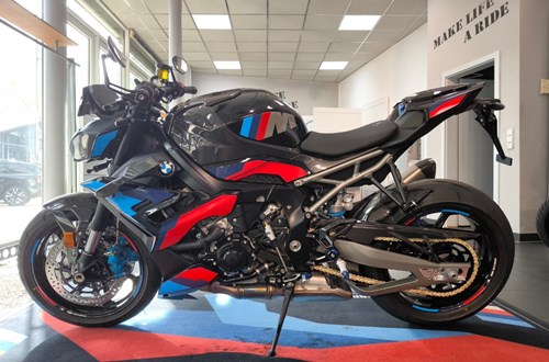 BMW M 1000 RR
