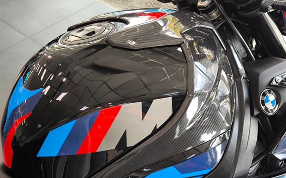 Neufahrzeug BMW M 1000 RR - Bild 11