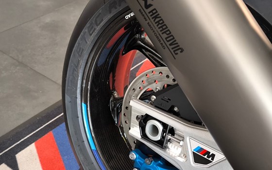 Neufahrzeug BMW M 1000 RR - Bild 11