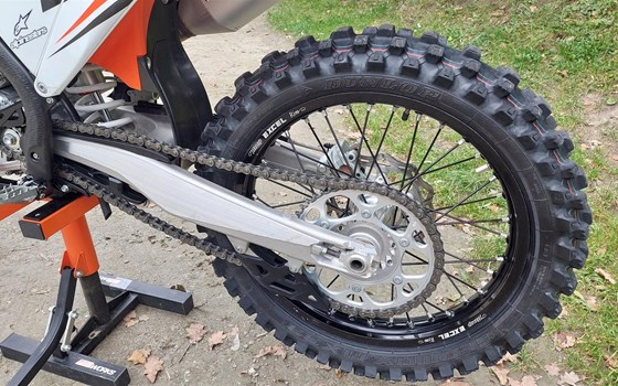 Gebrauchtmotorrad KTM 450 SX-F - Bild 3 Gebrauchtmotorrad KTM 450 SX-F - Bild 3