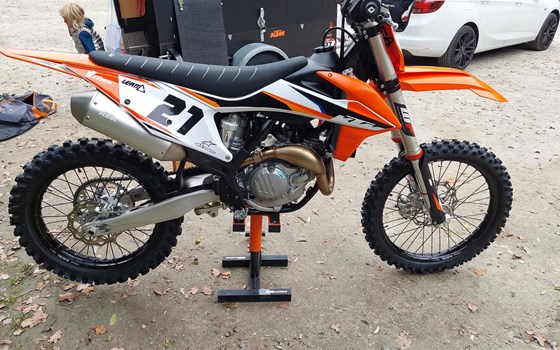 Gebrauchtmotorrad KTM 450 SX-F - Bild 6 Gebrauchtmotorrad KTM 450 SX-F - Bild 6