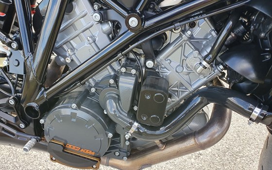 Gebrauchtmotorrad KTM 1290 Super Duke R - Bild 10