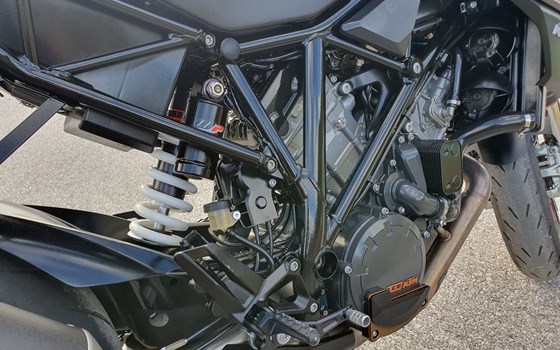 Gebrauchtmotorrad KTM 1290 Super Duke R - Bild 12