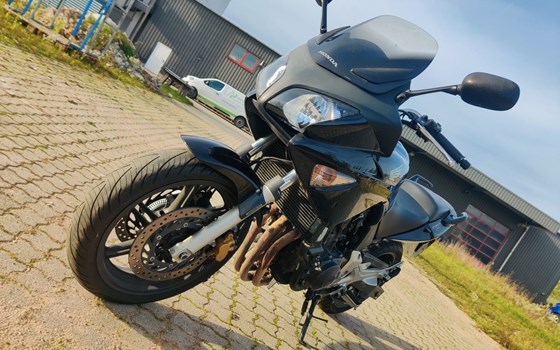 Gebrauchtmotorrad Honda CBF 600 S - Bild 1