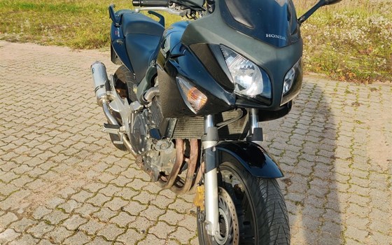 Gebrauchtmotorrad Honda CBF 600 S - Bild 12