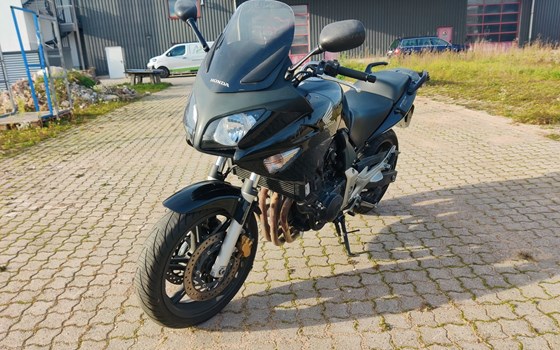 Gebrauchtmotorrad Honda CBF 600 S - Bild 2